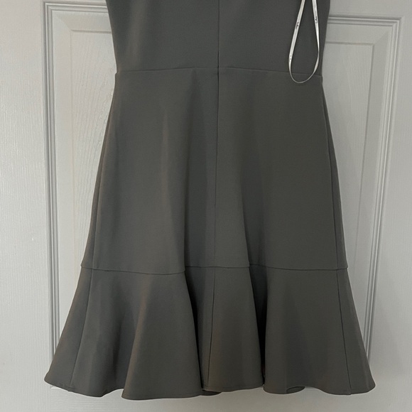 NWOT Lulu's Chic Gray Mini Dress - Picture 4 of 5